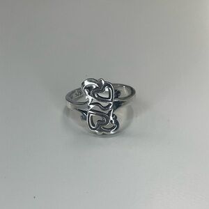 Vintage Swirls and Scrolls Hearts Ring Size 7.5 Sterling Silver 925 Estate‎ find
